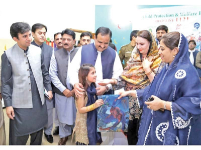 punjab cm spends eid with children martyrs families punjab cm spends eid with children martyrs families