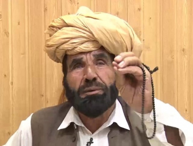 father of slain naqeebullah mehsood urges all political parties to support pakistan army screengrab father of slain naqeebullah mehsood urges all political parties to support pakistan army screengrab