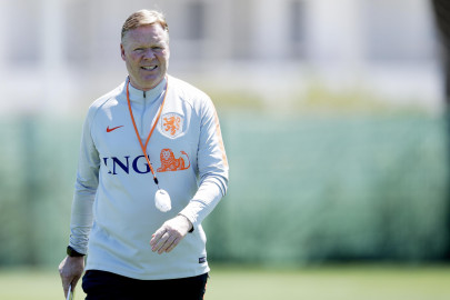 netherlands not ready for titles yet koeman