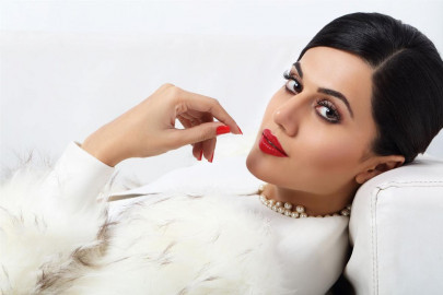 women are fed up of being portrayed as dumb and stupid on screen taapsee pannu women are fed up of being portrayed as dumb and stupid on screen taapsee pannu