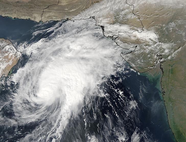 cyclone vayu is 700 kilometres away from karachi with the port city under no threat pmd photo reuters file