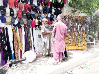 demand for caps sunglasses soar amid rising temperatures demand for caps sunglasses soar amid rising temperatures