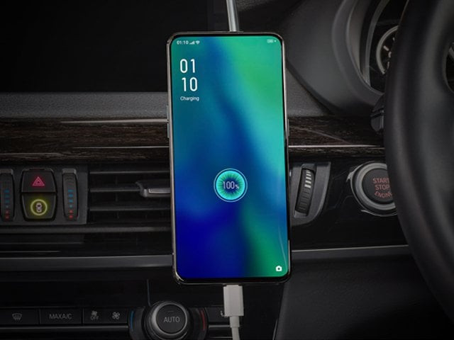 the reno 10x zoom variant comes with a 6 4 inch display equipped with a full focal length tri lens rear camera photo oppo the reno 10x zoom variant comes with a 6 4 inch display equipped with a full focal length tri lens rear camera photo oppo