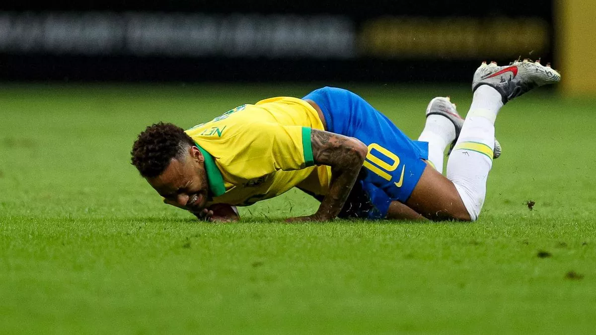 neymar is embroiled in a rape scandal in which he has been accused of forcing himself on a model he met through social media in a hotel room in the french capital where he plys his club trade for paris saint germain photo afp neymar is embroiled in a rape scandal in which he has been accused of forcing himself on a model he met through social media in a hotel room in the french capital where he plys his club trade for paris saint germain photo afp