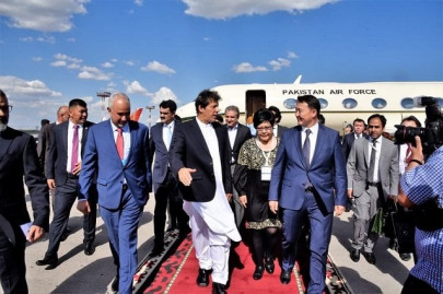 pm imran arrives in bishkek to attend sco meeting