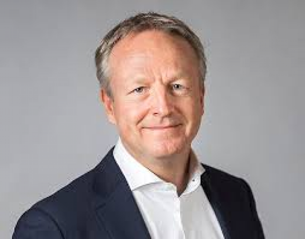 the writer is integrated gas amp new energies director member of the executive committee royal dutch shell the writer is integrated gas amp new energies director member of the executive committee royal dutch shell