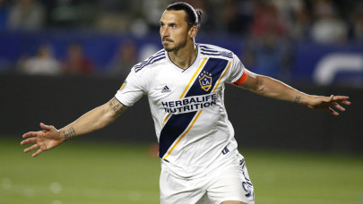 ibrahimovic tops mls salary rankings ibrahimovic tops mls salary rankings