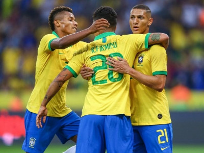 favourites brazil must win copa america says casemiro