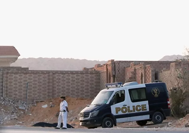 policemen guard outside the cemetary where the lawyers of ousted egyptian islamist president mohamed mursi say he was buried early morning in cairo egypt photo reuters policemen guard outside the cemetary where the lawyers of ousted egyptian islamist president mohamed mursi say he was buried early morning in cairo egypt photo reuters