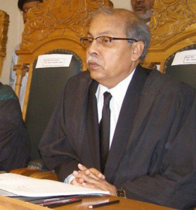 sindh plagued by corruption says justice gulzar