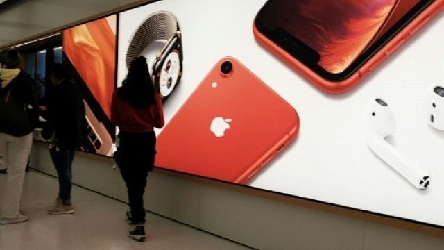 apple is warning that president donald trump 039 s proposed tariffs on china would backfire by making us firms less competitive and would quot tilt the playing field quot in favor of chinese rivals photo afp apple is warning that president donald trump 039 s proposed tariffs on china would backfire by making us firms less competitive and would quot tilt the playing field quot in favor of chinese rivals photo afp