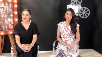 god has blessed meera with a very expressive face amna ilyas god has blessed meera with a very expressive face amna ilyas