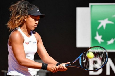 federer backs osaka following rough patch federer backs osaka following rough patch