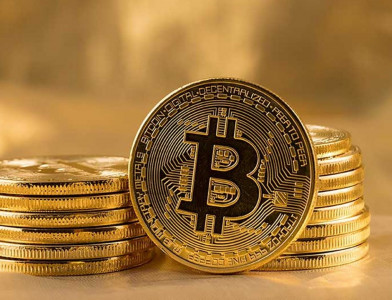 bitcoin crosses 11 000 barrier for the first time since 2018