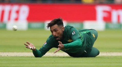 horrible fielding hurting pakistan s world cup chances