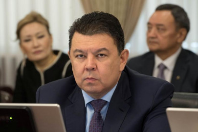 iran venezuela may complicate global oil deal talks   kazakhstan iran venezuela may complicate global oil deal talks   kazakhstan