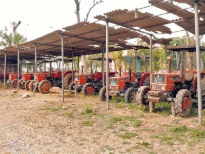 tractor makers seek import tax abolition