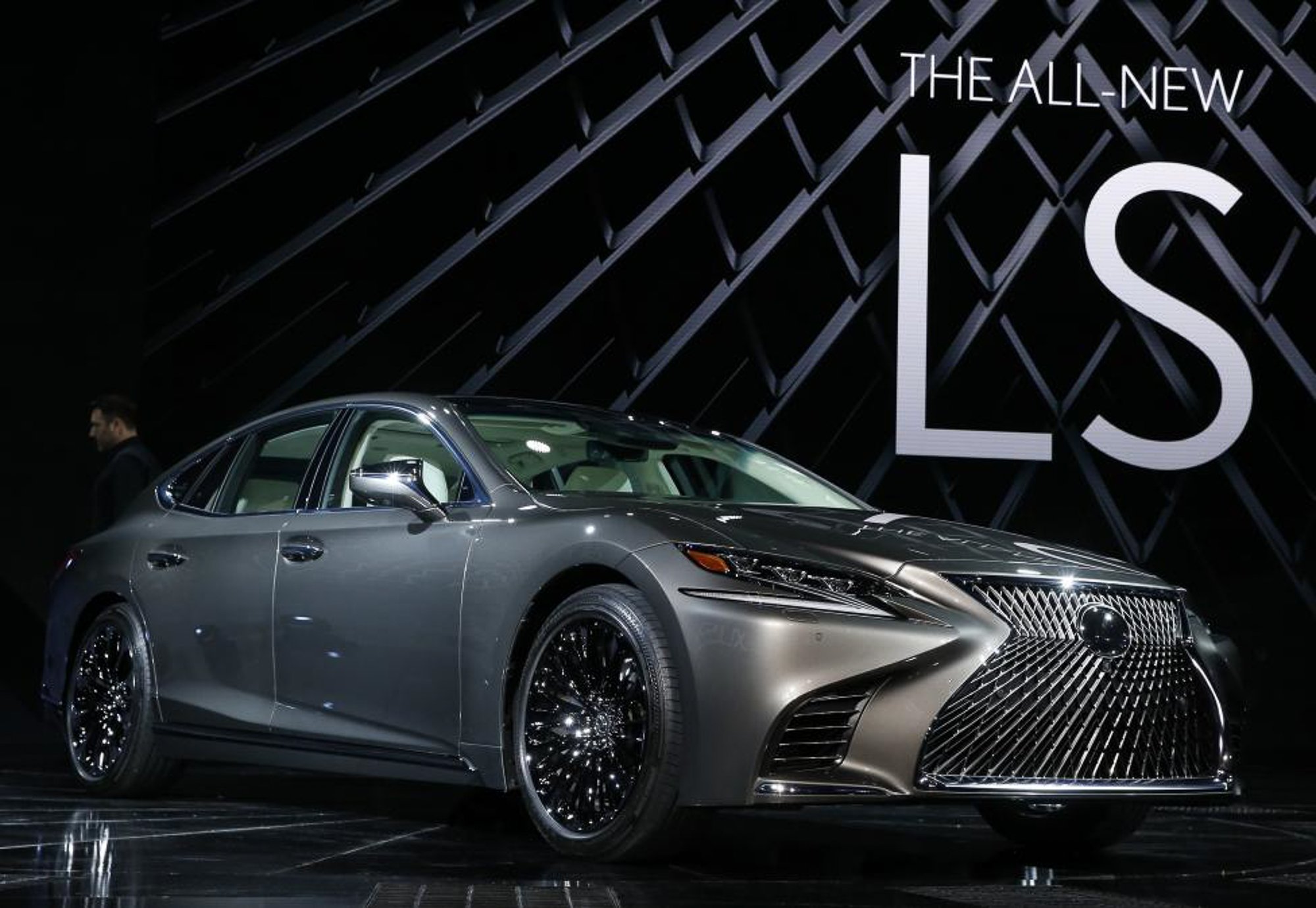 The 2018 Lexus LS 500. PHOTO: REUTERS