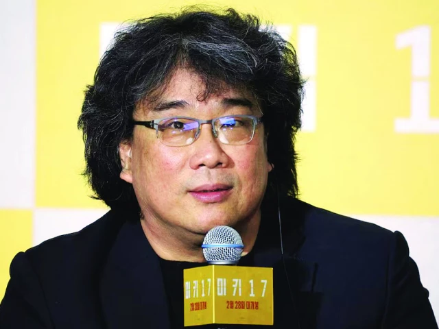 bong joon ho credited fellow citizens photo reuters