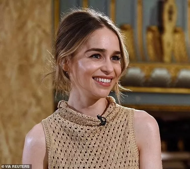 part of my brain is missing emilia clarke surprised she can speak after two aneurysms part of my brain is missing emilia clarke surprised she can speak after two aneurysms