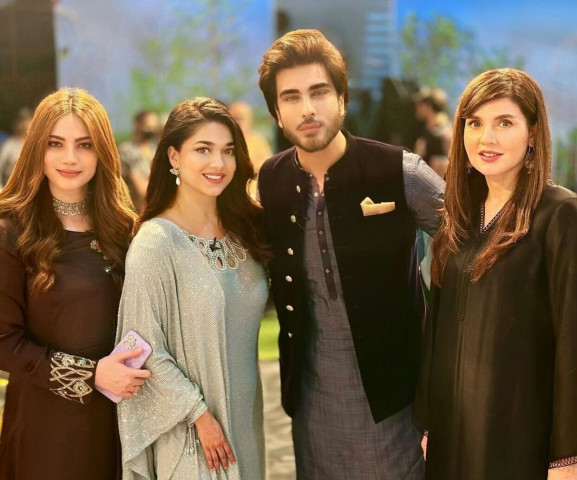 immensely talented extremely gorgeous imran abbas sings praises of female costars immensely talented extremely gorgeous imran abbas sings praises of female costars