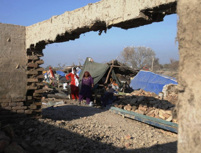 pakistanis ruined by floods brace for more hardship pakistanis ruined by floods brace for more hardship