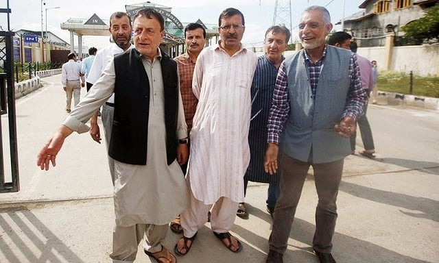 ghulam jeelani qadri a journalist and the publisher of the urdu language newspaper daily afaaq leaves after a court granted him bail in srinagar june 25 2019 photo reuters ghulam jeelani qadri a journalist and the publisher of the urdu language newspaper daily afaaq leaves after a court granted him bail in srinagar june 25 2019 photo reuters