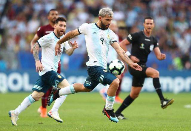 lionel scaloni s side had to weather a series of attacks from venezuela in the second half and it took a strong save from franco armani to prevent ronald hernandez from leveling photo reuters