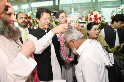 relief for pilgrims as road to makkah opens relief for pilgrims as road to makkah opens