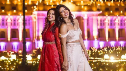 priyanka chopra s cousin parineeti chopra reveals fun fact about duo on twitter priyanka chopra s cousin parineeti chopra reveals fun fact about duo on twitter