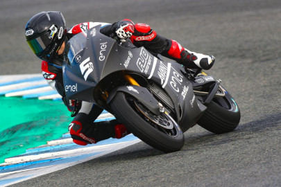 tuuli wins inaugural motoe race