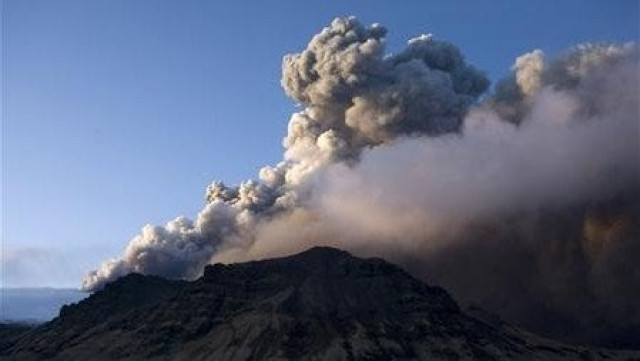 icelandic volcano eruptions continue icelandic volcano eruptions continue