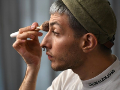 male beauty bloggers are challenging gender norms