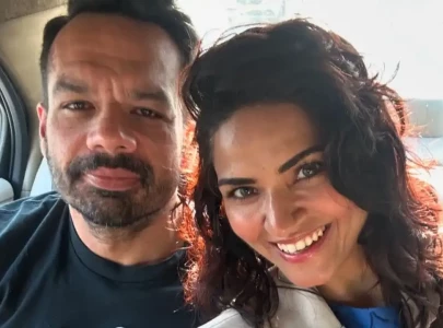 gaurav taneja responds to divorce speculation with a family photo