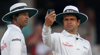 dharmasena preferred over aleem dar to stand in world cup final dharmasena preferred over aleem dar to stand in world cup final