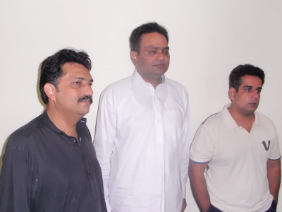 homecoming three bankers on their way home after month long ordeal homecoming three bankers on their way home after month long ordeal