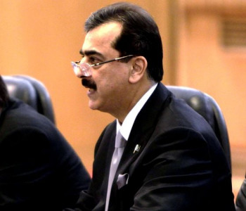 gas price hike petroleum ministry waits for gilani s nod