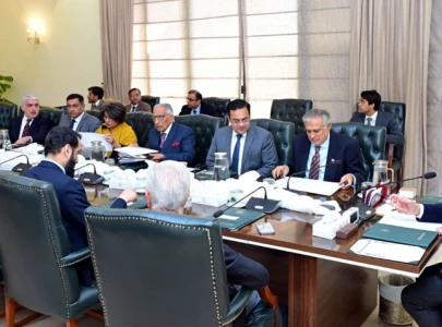 pm shehbaz orders urgent plan for safe evacuation of pakistanis from syria pm shehbaz orders urgent plan for safe evacuation of pakistanis from syria
