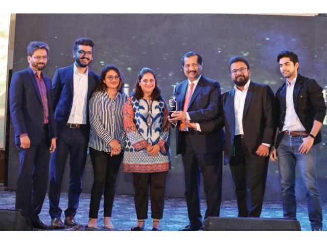 ke won the best social media influencer communication award photo pr ke won the best social media influencer communication award photo pr