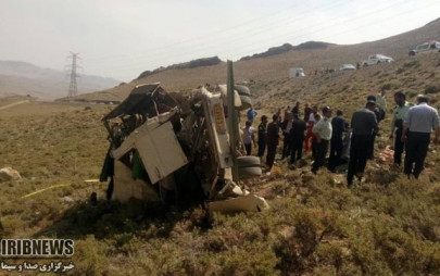 13 killed as minibus plunges into gorge in iran 13 killed as minibus plunges into gorge in iran