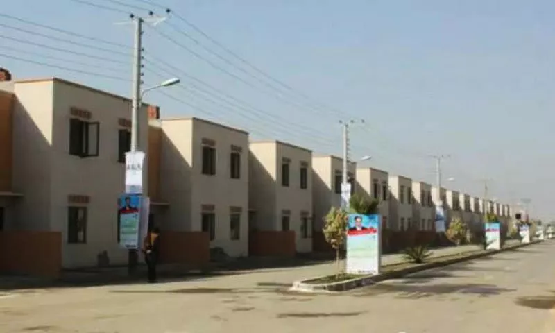 identifies locations where low cost housing projects will be set up in lahore peshawar and karachi