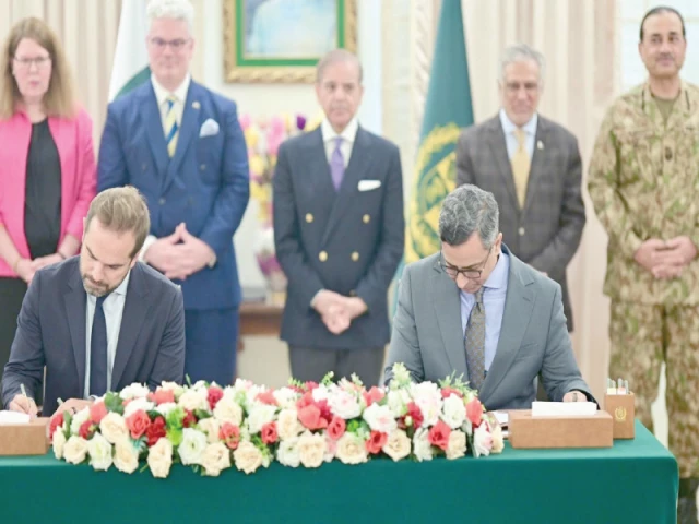prime minister shehbaz sharif army chief field marshal asim munir and others witness the signing of an mou between the national logistics corporation and mota engil group in islamabad photo express prime minister shehbaz sharif army chief field marshal asim munir and others witness the signing of an mou between the national logistics corporation and mota engil group in islamabad photo express
