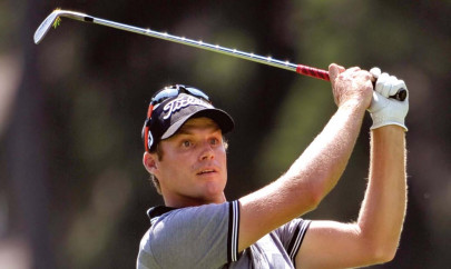golf watney fires course record