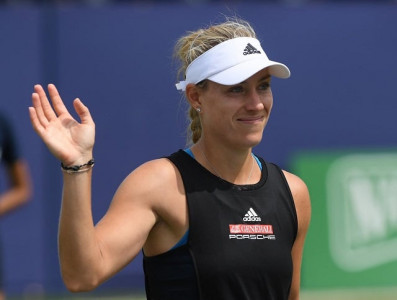 three time grand slam champion kerber drops coach after wimbledon exit