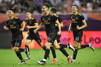 wolves beat city on penalties to win asia trophy