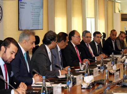 mutual funds insurers seek budget incentives