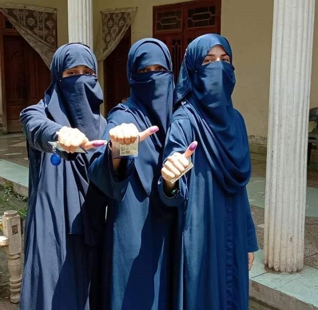 girls pose for a photograph after voting in saturday 039 s elections in k p 039 s tribal districts photo twitter pti