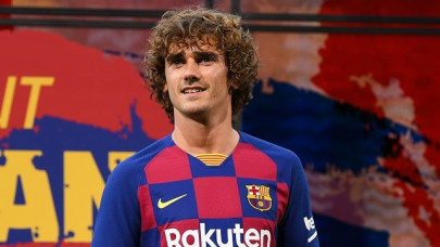 griezmann cried with joy at barca move griezmann cried with joy at barca move