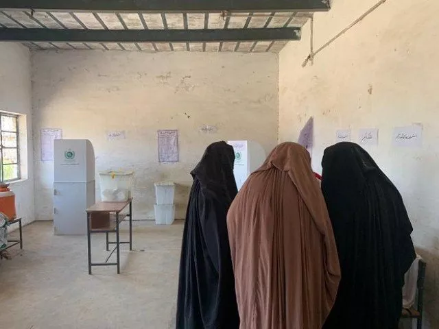 women voters casts their ballots during saturday 039 s elections in erstwhile fata photo express women voters casts their ballots during saturday 039 s elections in erstwhile fata photo express