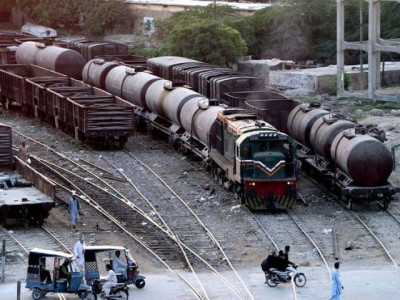 city s water supply affected as dhabeji pipeline bursts again city s water supply affected as dhabeji pipeline bursts again